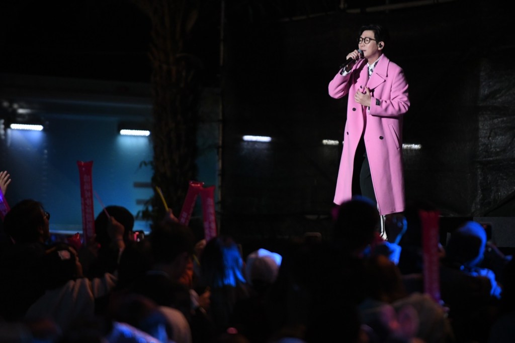 品冠第一次到花蓮演唱跨年活動，他感到非常開心。（照片提供：三立電視台）