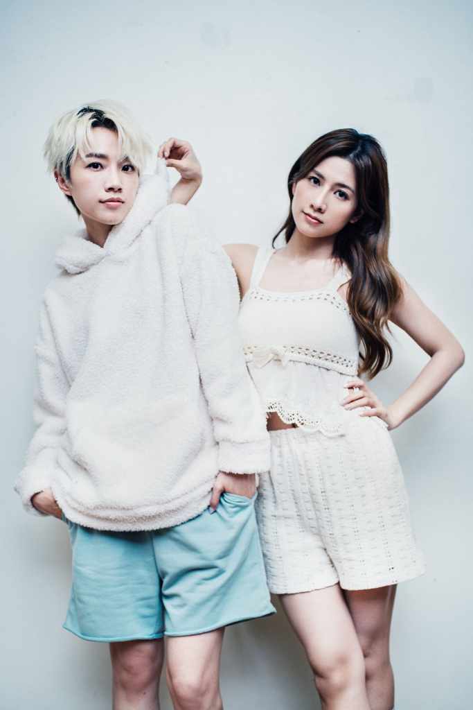 左：惟晨、右：以悠