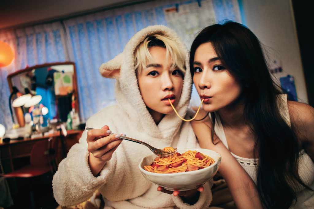 晨悠〈真的傻〉單曲封面