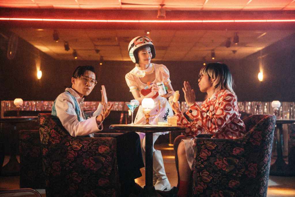 〈條通清流〉MV舞廳場景劇照 (照片提供:宝島材料行)