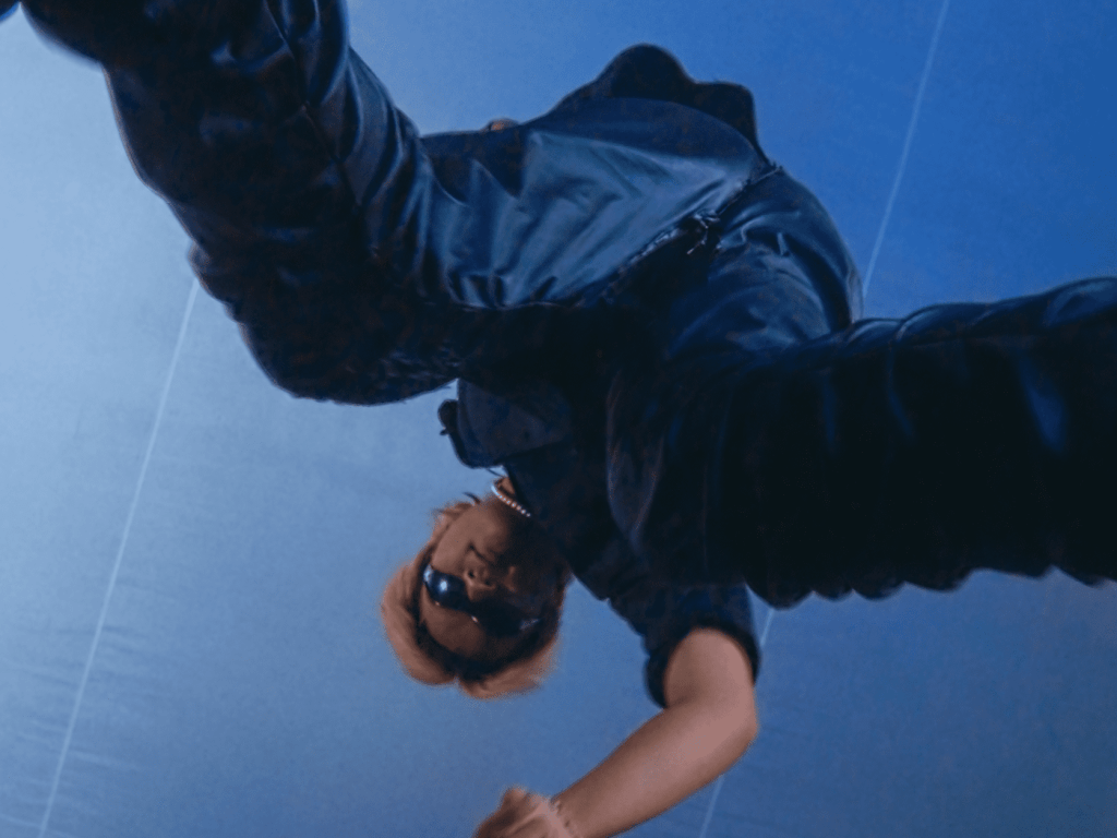 阿跨面〈風光少年兄〉全新錄音室版MV劇照