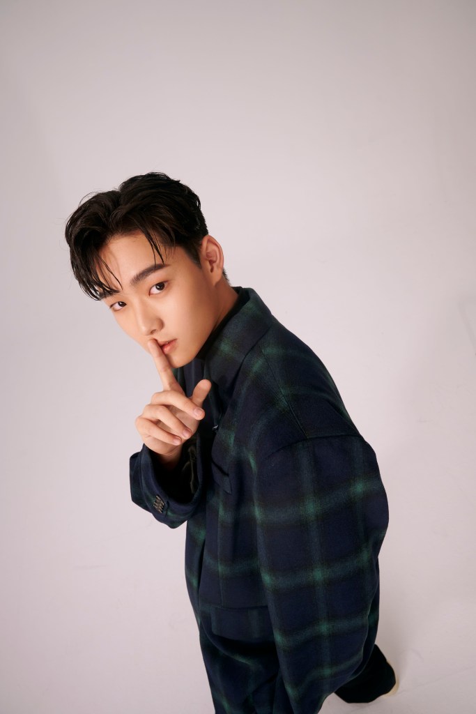 須弘道推出歌曲《Spotlight》,不僅是傳達他在舞台上的表演,更是一封感人至深的告白信