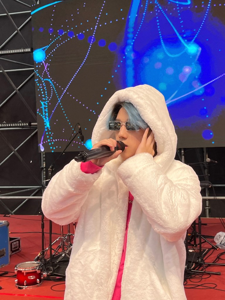 +How李家皓