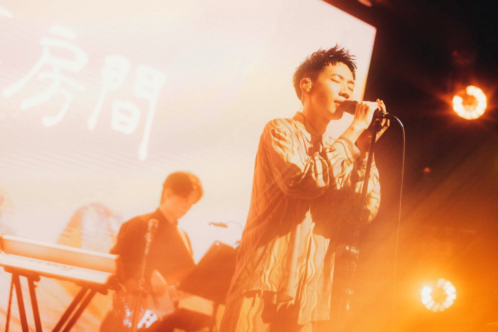 鄭興2024《盆地的邊緣》北高巡迴演出 (照片提供:好的秋工作室)
