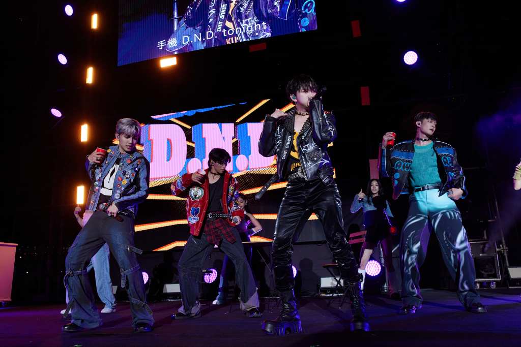 U:NUS成軍週年台北兒童新樂園開唱 (照片提供:滾石唱片)