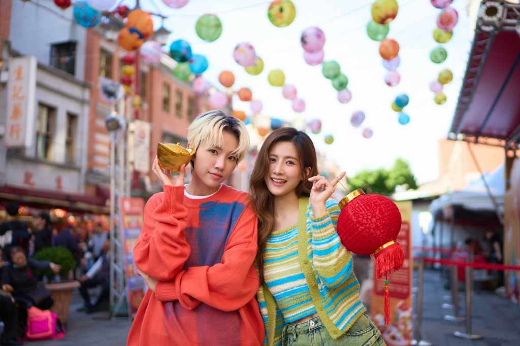 左:惟晨、右:以悠