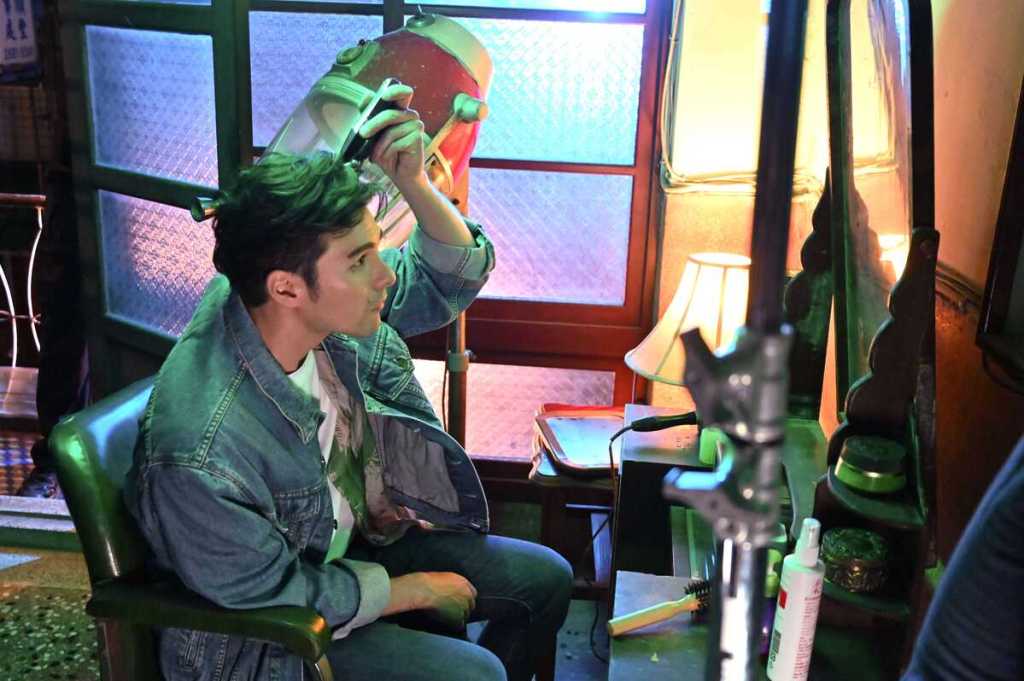 【UMG】鳳小岳演出〈風車〉MV入圍第一屆金狼獎「最佳演員獎」 頒獎典禮強碰3/9個人專場 邀粉絲來看現場演出以音樂慶祝