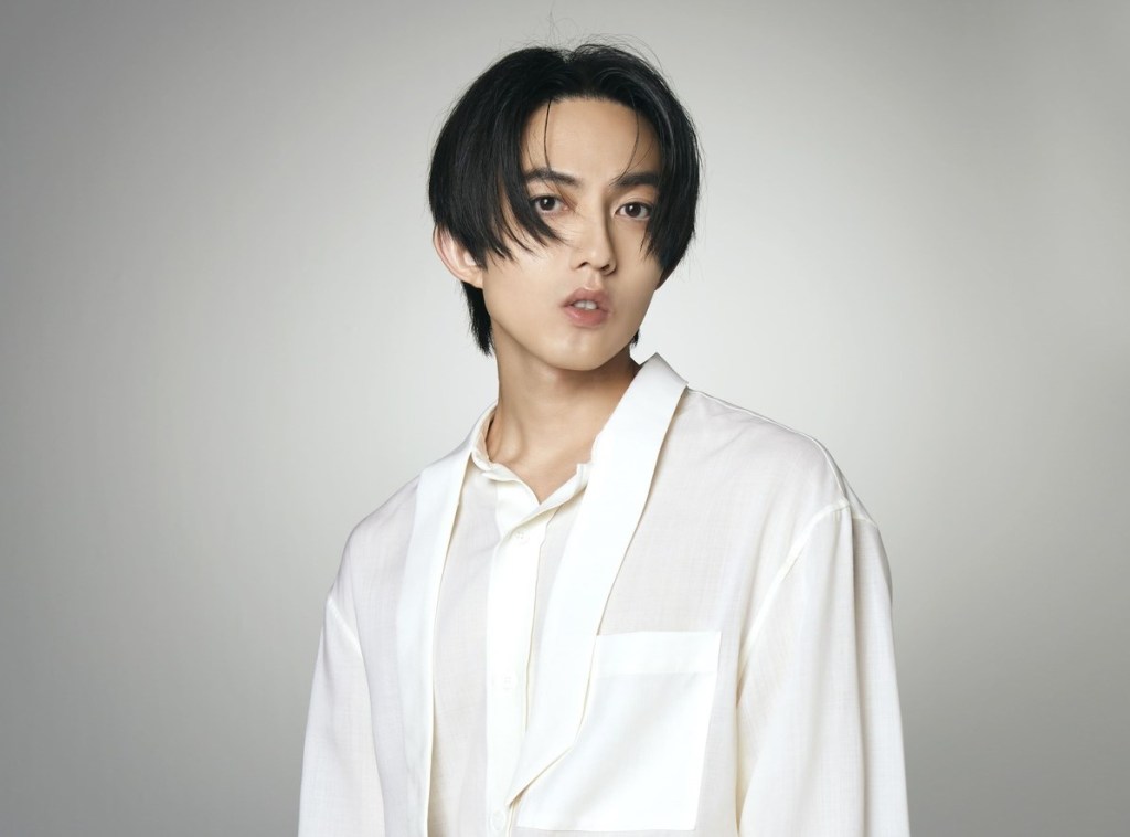 【HIM】林宥嘉再登台視紅白 選唱3首經典歌曲 並首次曝光新歌〈一家人相親相愛〉應景除夕團圓氣氛 年後新專輯將有好消息