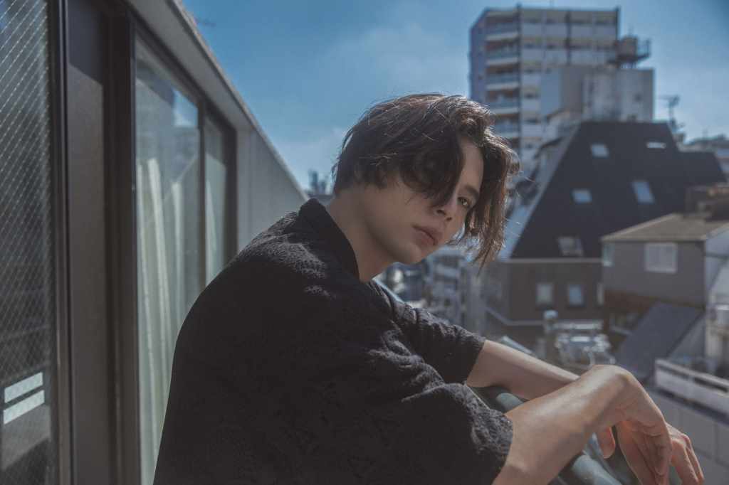 柯朋宇遠赴日本東京拍攝新歌MV (照片提供:光與澈音樂)