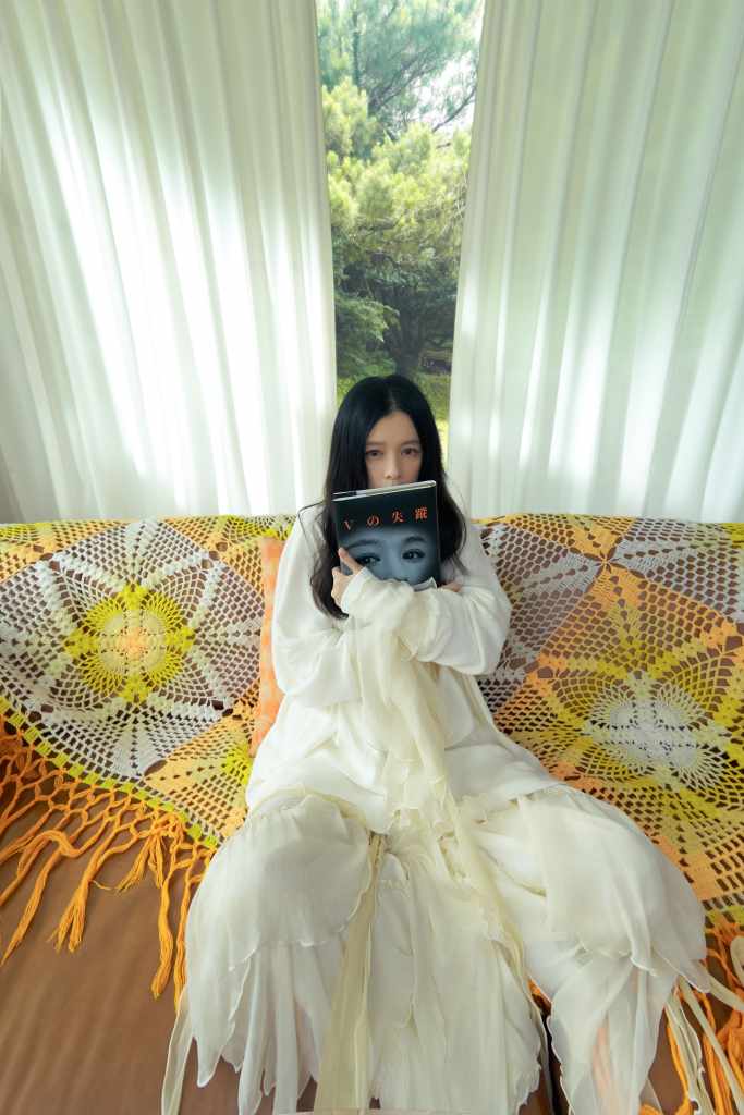 徐若瑄最新單曲〈不愛自己現在的樣子〉MV (照片提供:索尼音樂)
