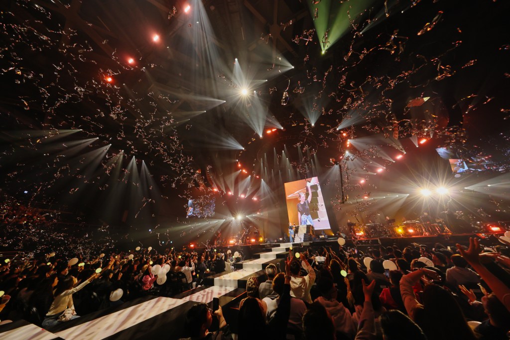 丁噹演唱會歌迷嗨唱到燒聲