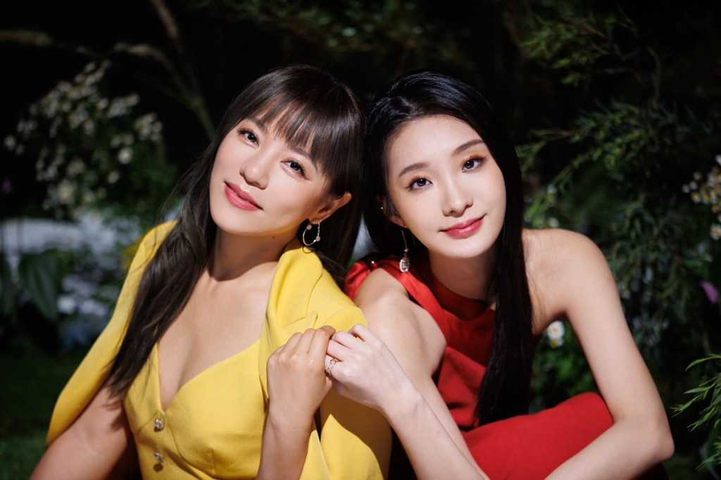 【bin】丁噹新專輯主打歌〈致遠道而來的我們〉 陳華參與作詞結合彼此經典之作 兩人歌中合唱並在春暖花開MV場景綻放光芒