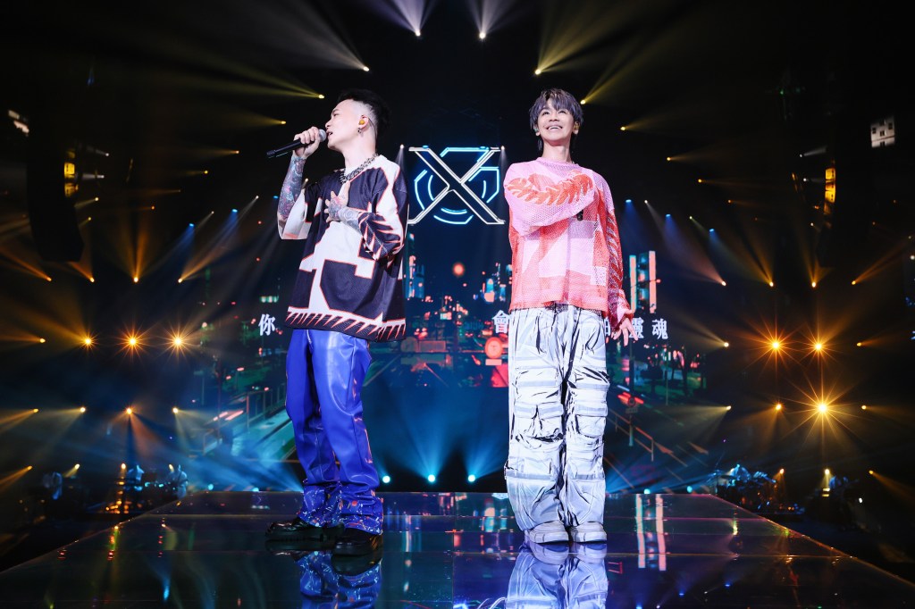 全場歌迷見證鼓鼓踏入人生下個階段