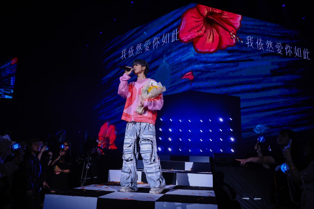 鼓鼓求婚事前保密到家