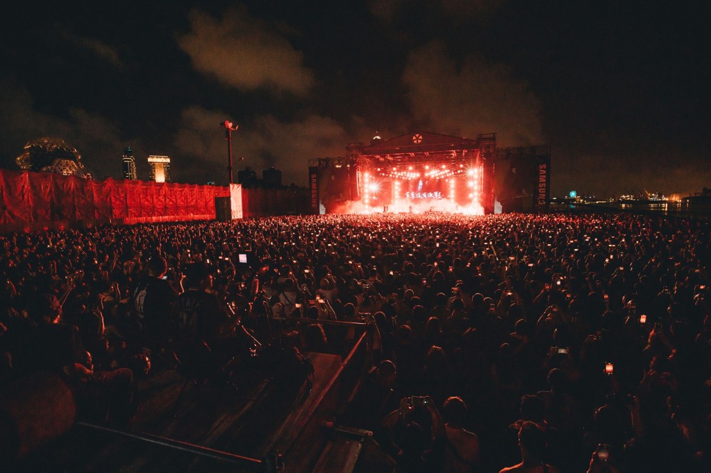 第15屆大港開唱 草東沒有派對 (照片提供:出日音樂)