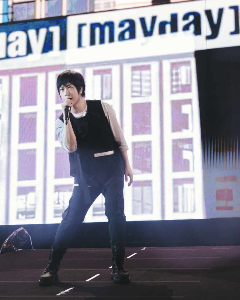 阿信說能夠為你而唱是五月天最大的幸運