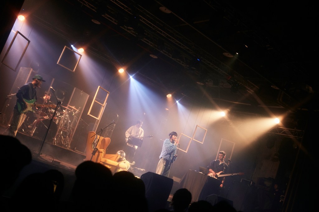 「編織系都會民謠樂團」青虫aoi首次舉辦千人演唱會順利落幕!