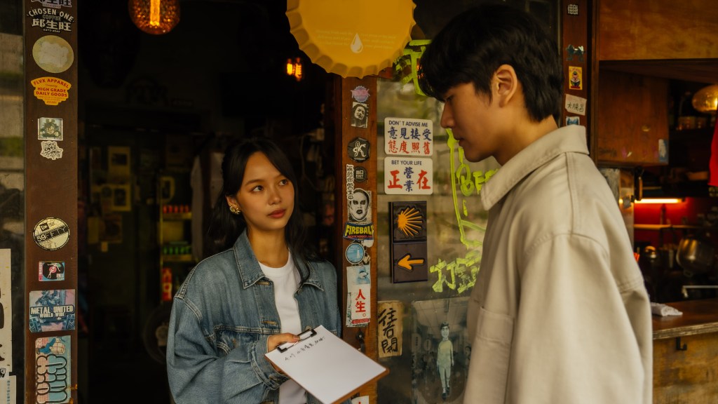 王渝屏祝福宇宙人小巨蛋演唱會順利