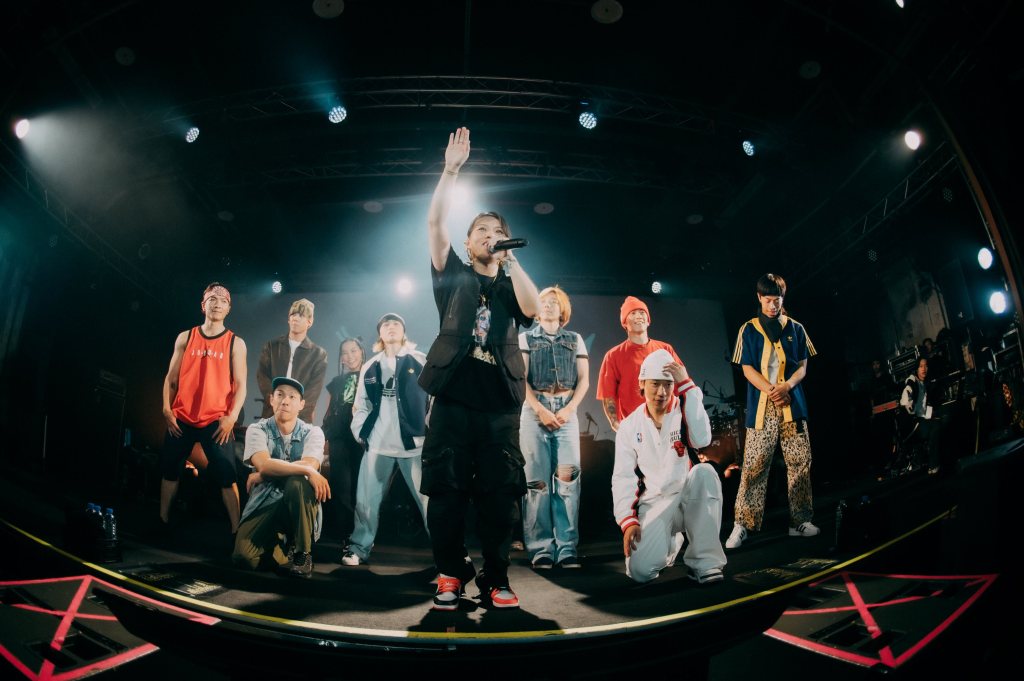 地鐵大站 Miss Ko 與 B-Boys