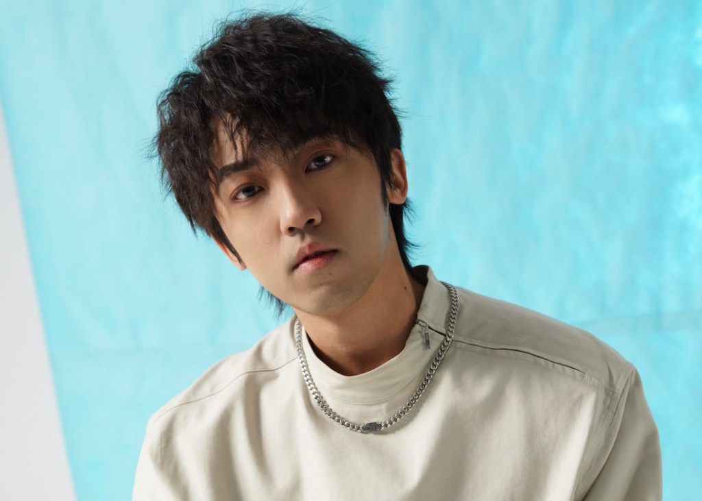 【NEWS】可望到台灣宣傳新專輯《Just Be A Rock》 關浩德向陳奕迅請益最愛夜市小吃 許願能跟黃宣、孫盛希、9m88合作