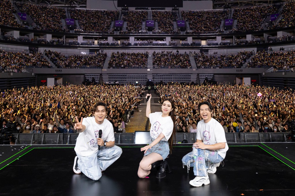 告五人相隔近2年在杭州舉辦萬人演唱會