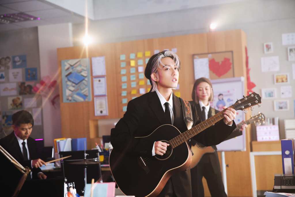 林宥嘉〈代客求婚〉MV劇照 (照片提供:華研國際)