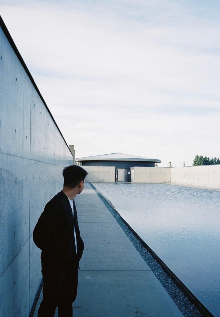 主打歌〈鯨魚〉製作人ryanleeisgod