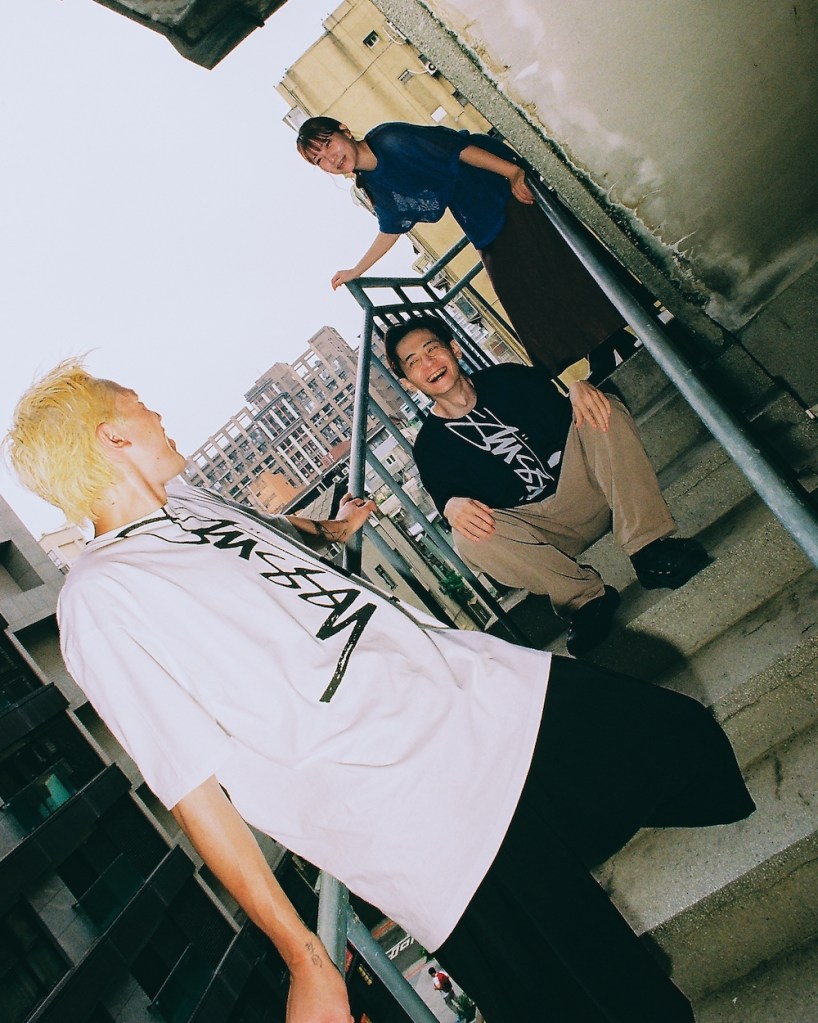 單曲〈Scale for Good〉左至右森林、MINDSPOT、Mikan Hayashi