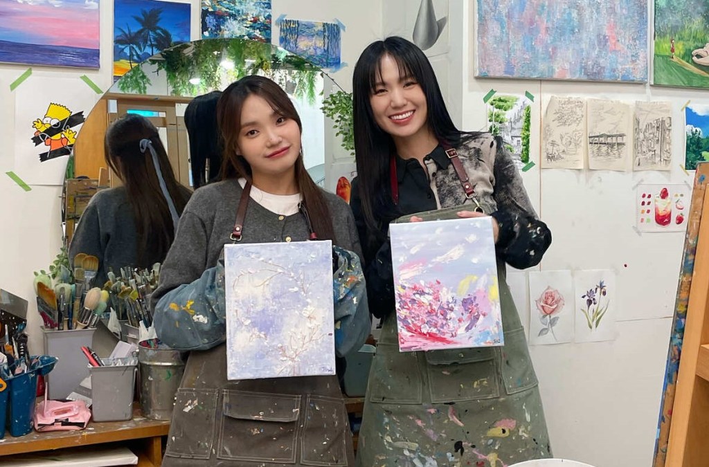 【Rock】孫盛希與南韓李珍雅共創新單曲〈Goodbye Spring〉 輕快抒情鍵盤演奏搭配復古鼓聲&nbsp;傳遞春天撫平壓抑的情感思念