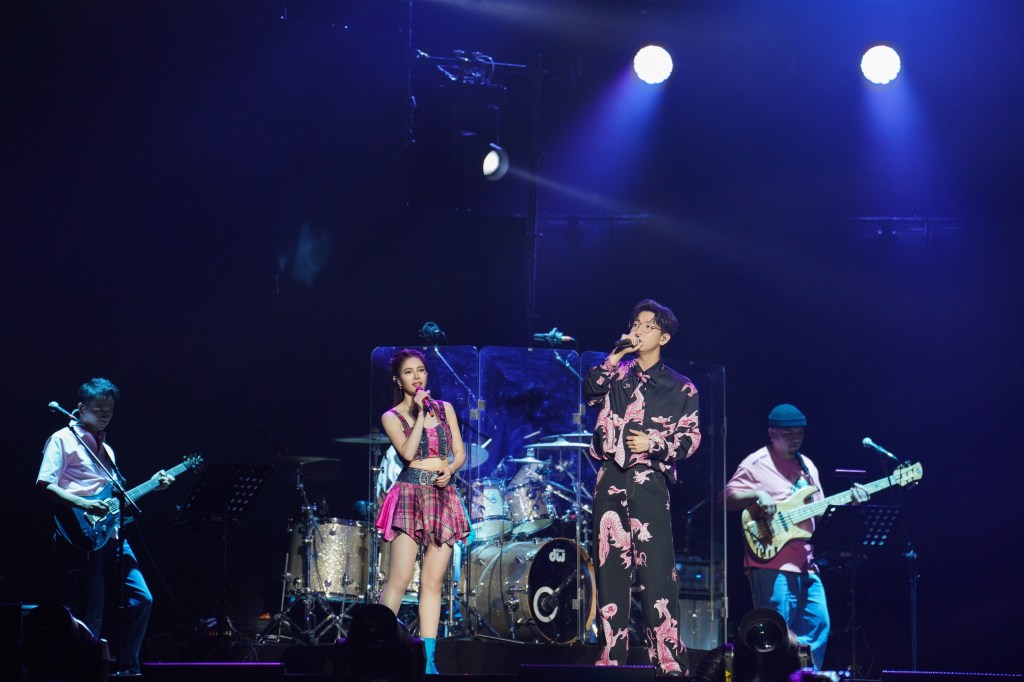 徐懷鈺2024倒數3秒上海開唱 嘉賓胡夏 (照片提供:滾石唱片)