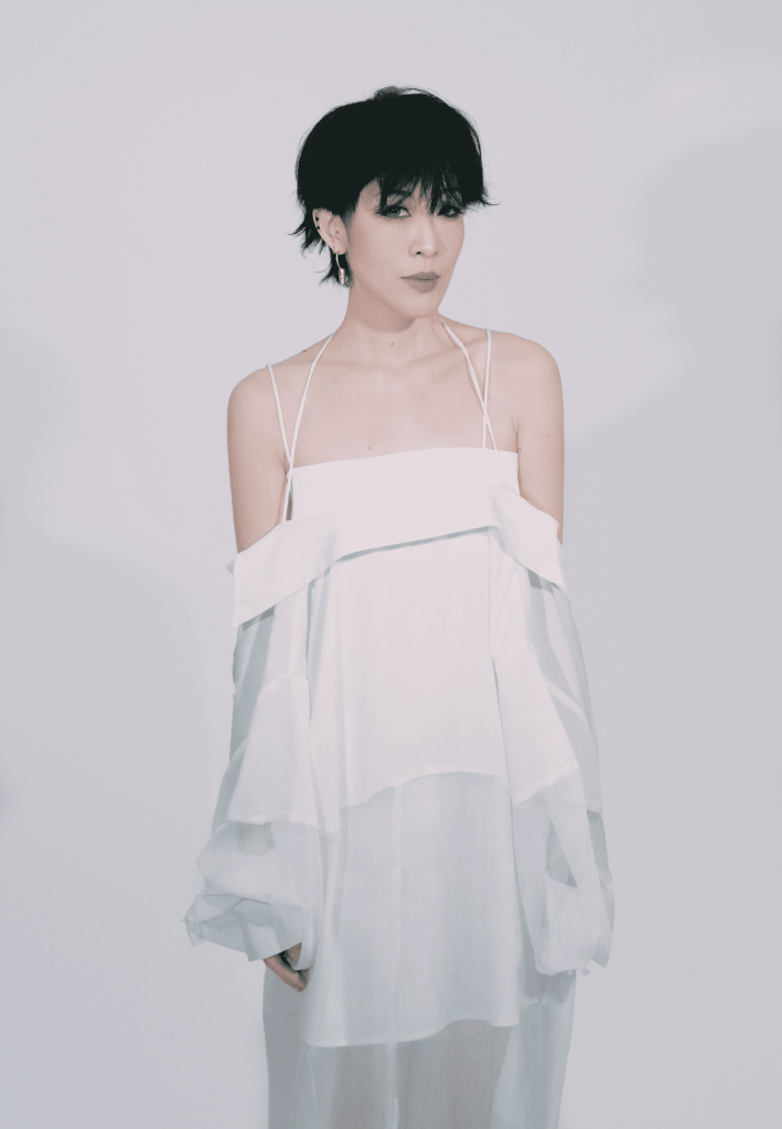 陳珊妮加入全新音樂概念合輯《不完全自救手冊》