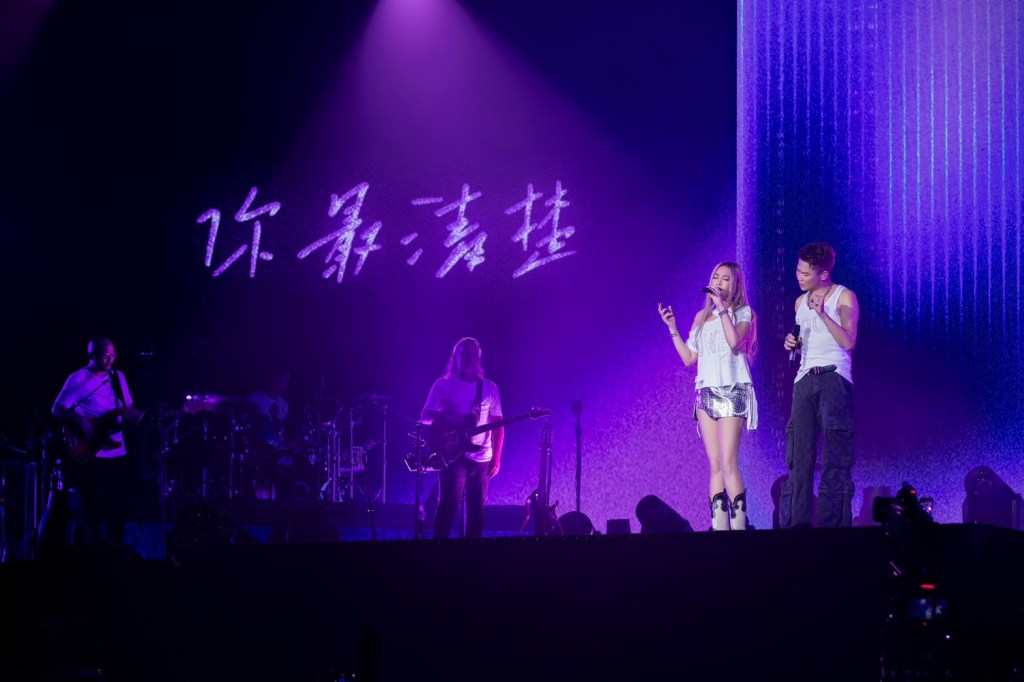 陶喆與A-Lin飆唱情歌令人陶醉