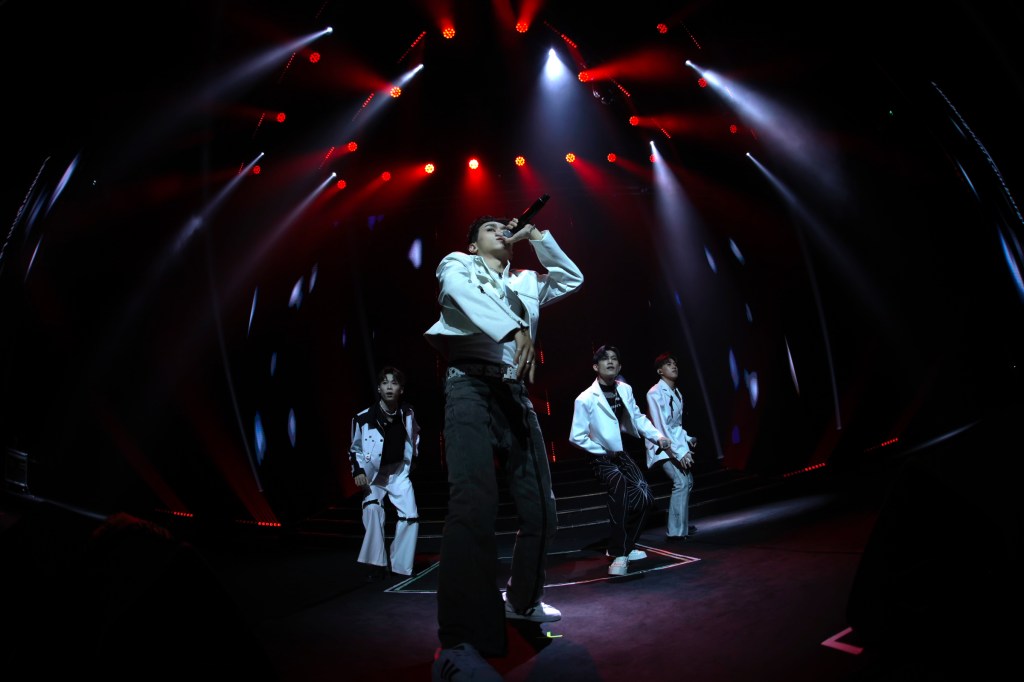 《H³ RIZZ UP 演唱會》Saturnday (照片提供:客委會)