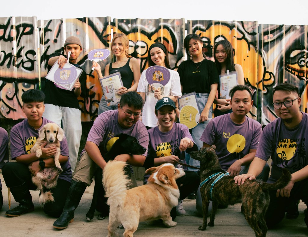 陳芳語〈Good on You〉MV赴台中當浪浪一日志工 (照片提供:華風數位)
