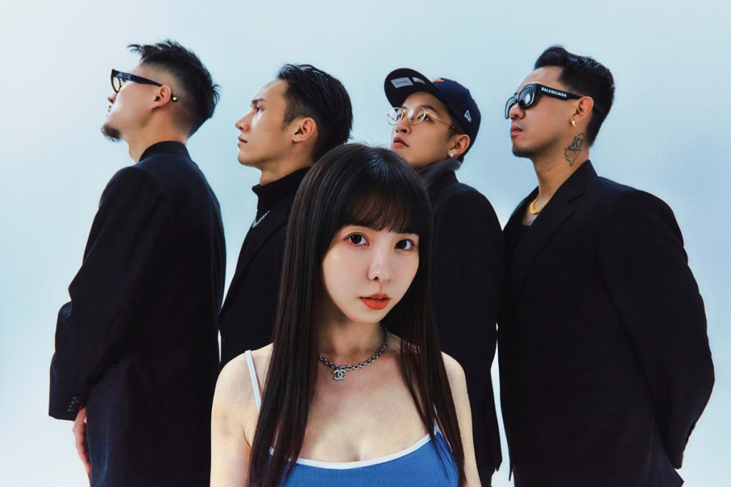 邀AV女優胎尼擔任〈來我家聽 DEMO〉MV女主角 (照片提供:拍打仔有限公司)