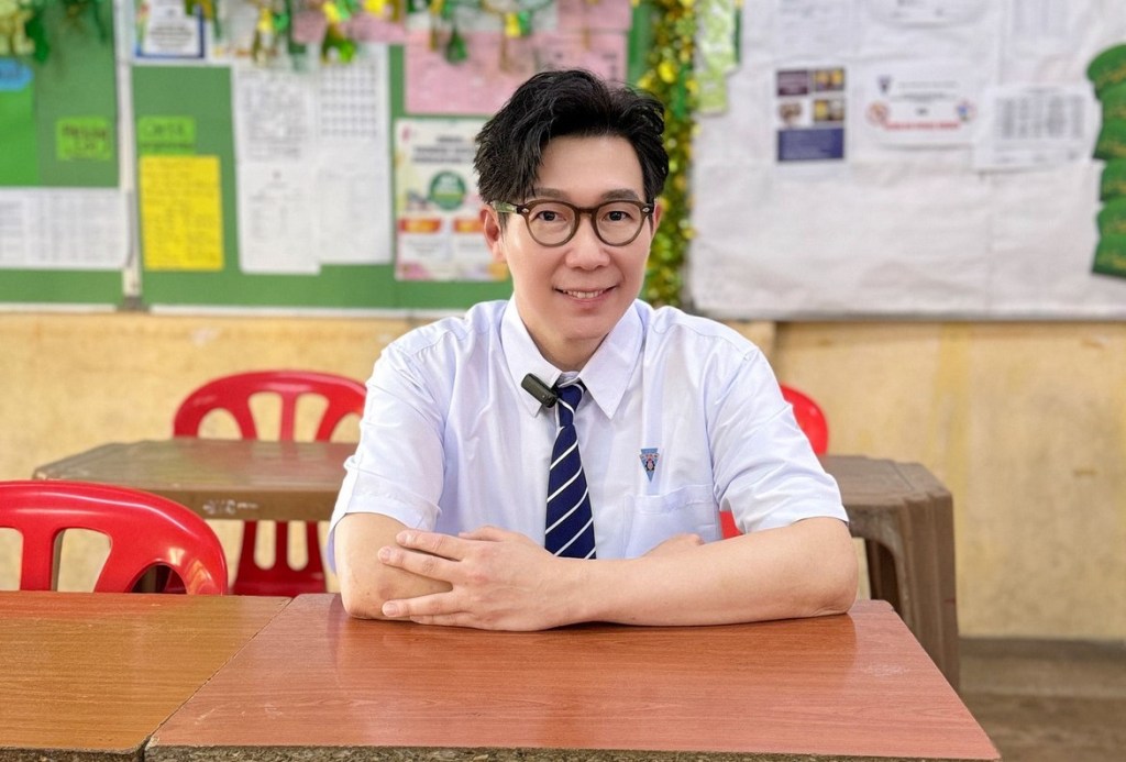 【seed】品冠出道29年 6/29將首次回到家鄉馬來西亞開唱 重返高中母校宣傳 回憶參加學生警察團、歌唱比賽的青春校園時光