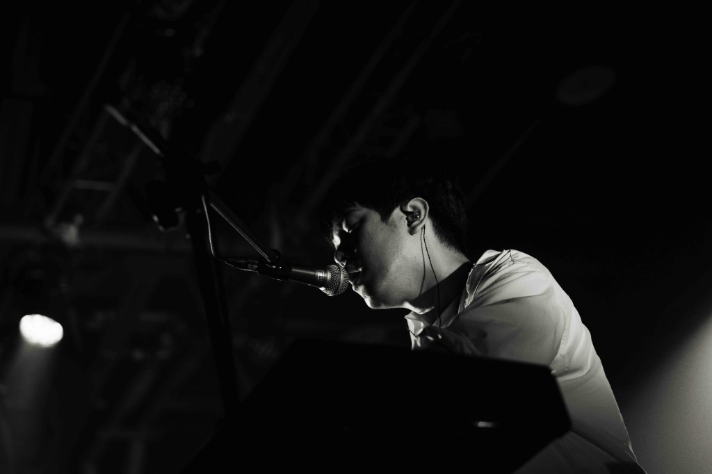 守夜人主唱旭章