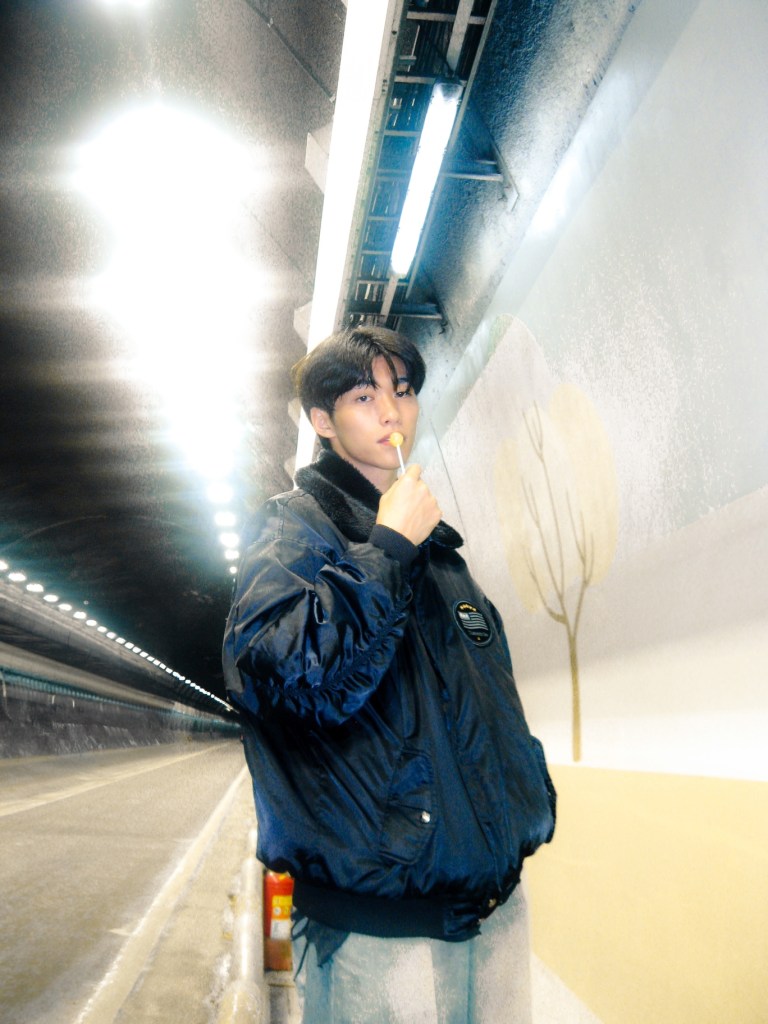 擅長R&B曲風的C.Y蔡承祐,詮釋與過往不同的成熟性感歌曲氛圍