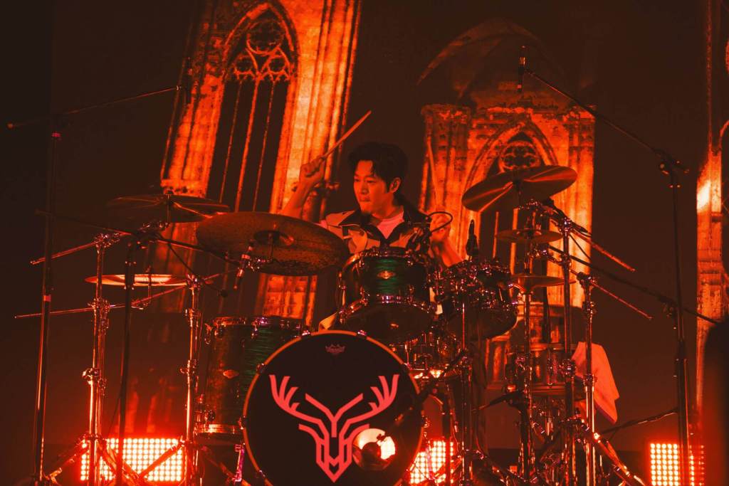 麋先生鼓手逸凡