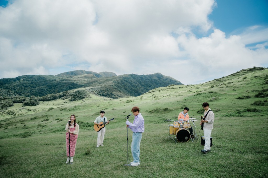 Jasmine張靜汶實現願望 邀請到理想混蛋合作〈我愛我〉(照片提供:日音樂 Day One Music @ PMP Entertainment
