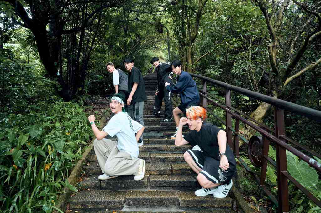 Ozone備戰台北小巨蛋演唱會 相約登象山鍛鍊體能 (照片提供:索尼音樂)