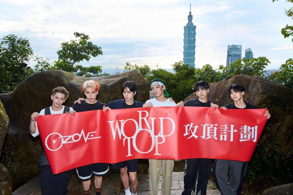 Ozone備戰台北小巨蛋演唱會 相約登象山鍛鍊體能 (照片提供:索尼音樂)