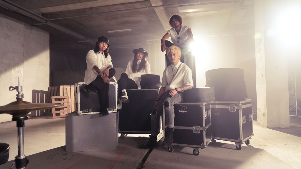 野東西推出全新單曲〈上帝〉宣告回歸 (照片提供:茶地影業有限公司)