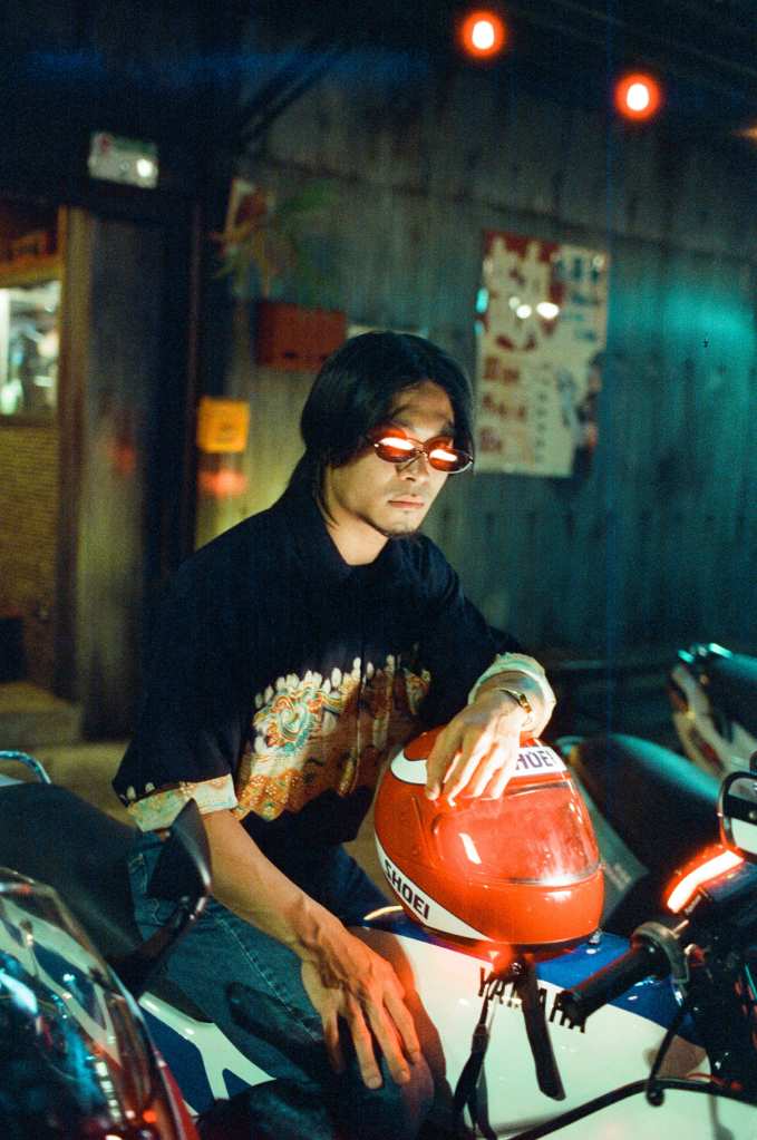 斜槓新人希文推出首張個人EP《沉溺》(照片提供:街聲派歌)