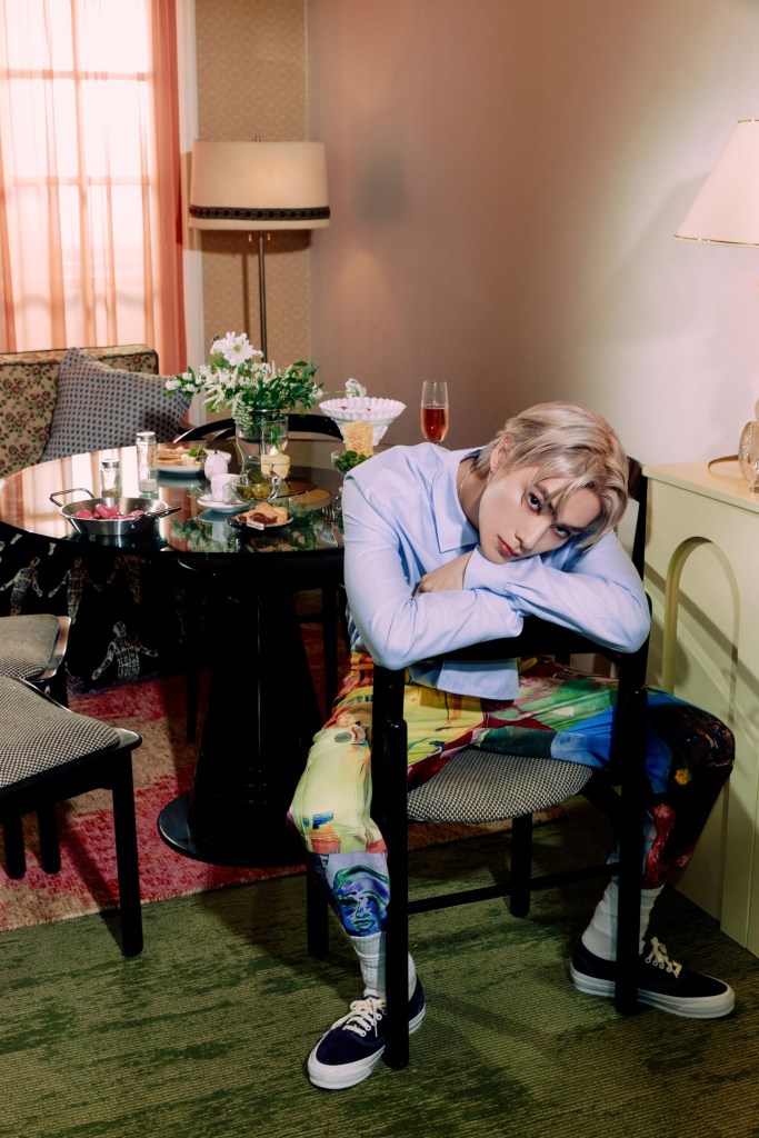 WayV成員肖俊粵語翻唱陳奕迅〈最佳損友〉(照片來源：WayV_official 微博)