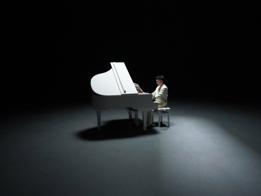 【bin】蕭秉治「Project X」三部曲最終章 率先推出先行曲〈愛是痛苦的總和〉 蕭氏情歌風格&nbsp;寫出愛情中無盡的掙扎與成長