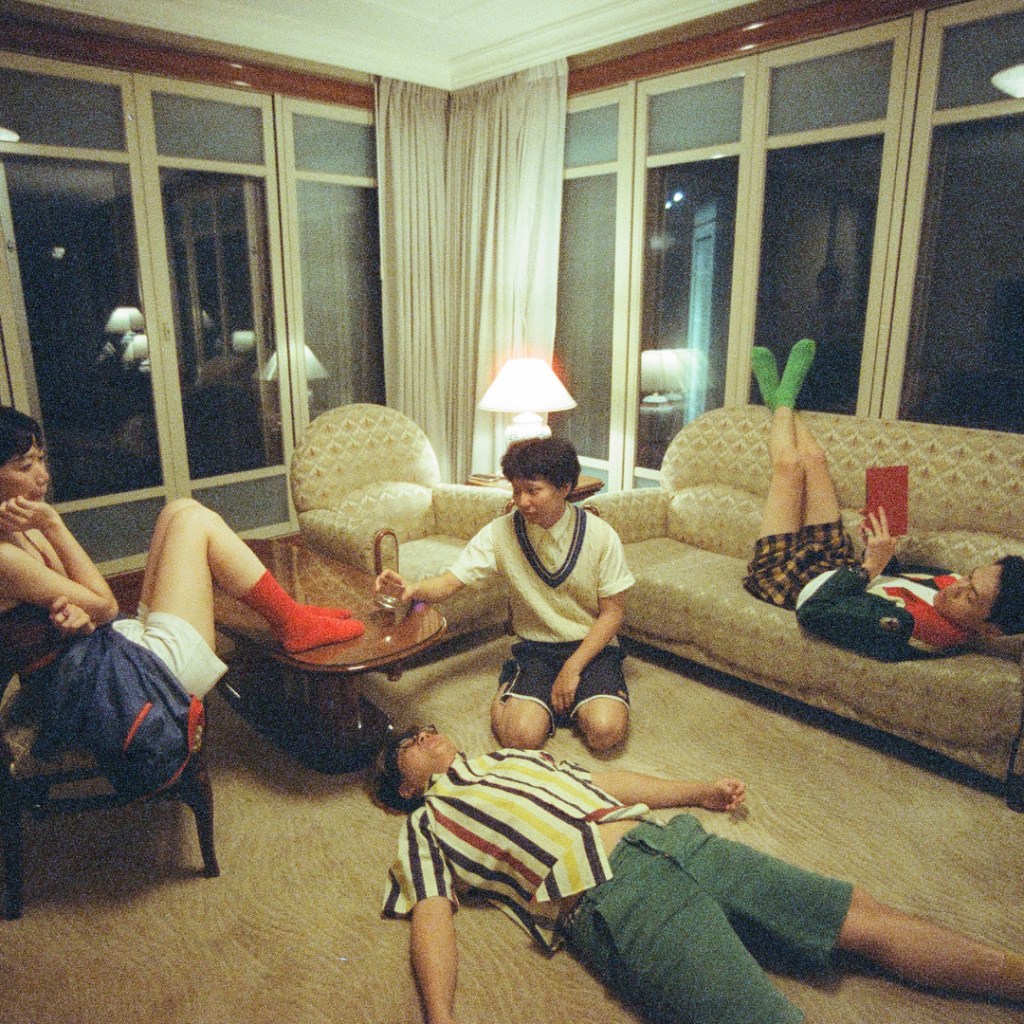 〈小孩 Kids〉單曲封面（照片提供:Believe Music)