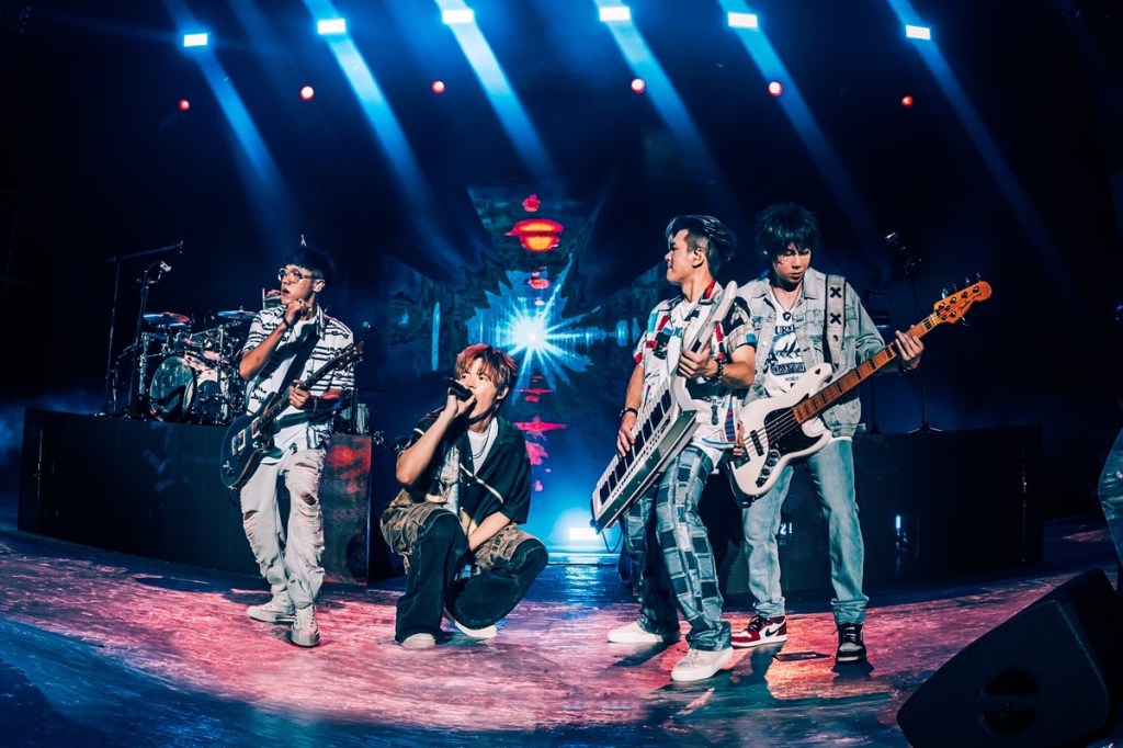 【NEWS】八三夭台中舉辦2024生日趴 演唱30首歌獻上滿滿誠意 陳零九力挺擔任特別嘉賓&nbsp;並和全場粉絲一起慶祝生日快樂