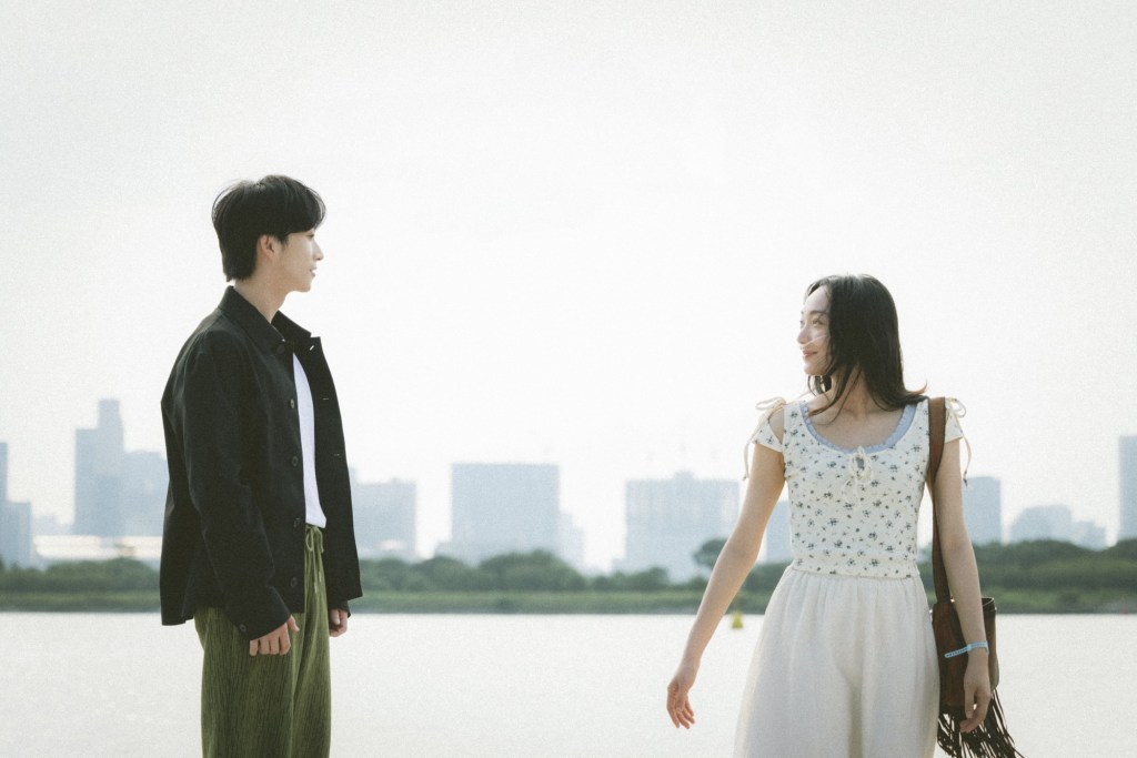 邱鋒澤推出10週年紀念專輯主打歌〈摺痕〉(照片提供:原音兄弟)