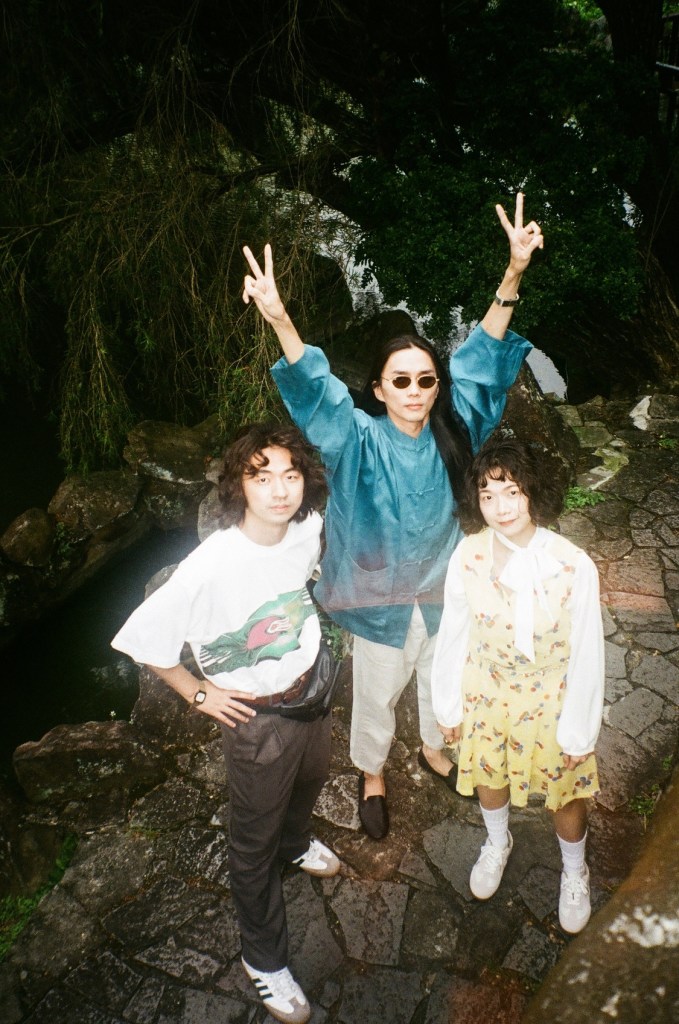 百合花推出全新「祝福」單曲〈萬事美妙〉 期盼大家平安度過2024年！